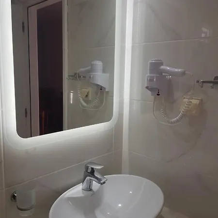 Hotel apartamentowy Oceanis *